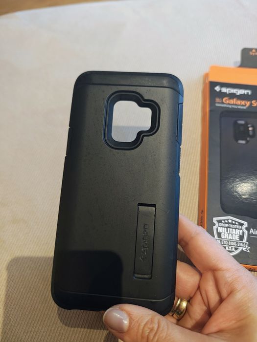 Spigen калъф за Samsung Galaxy S9