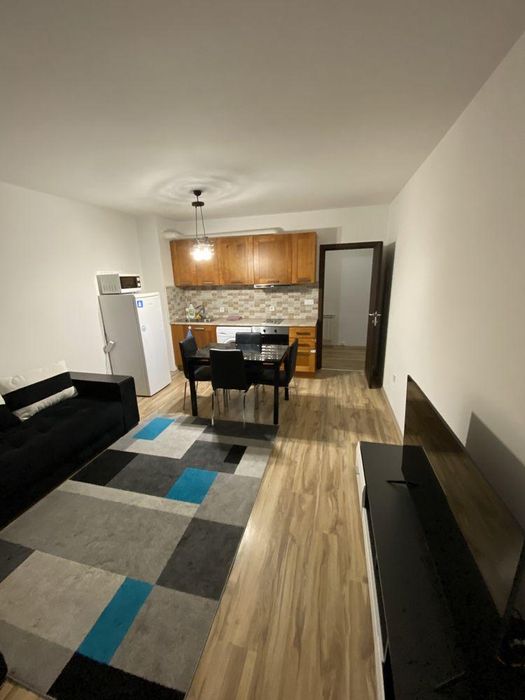 Дава се под наем Тристаен апартамент в София, Кръстова вада - 90 кв.м за 1000 € - Снимка #1