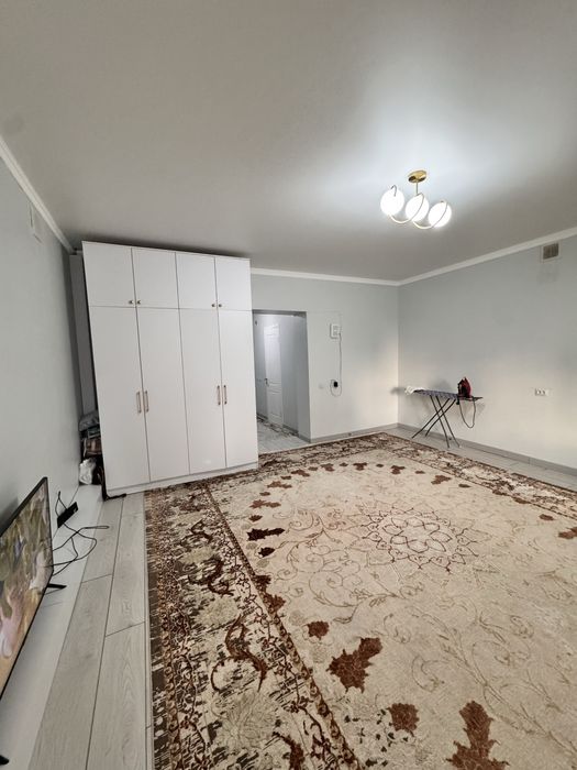 Жаңа қаладан 1- бөлмелі пәтер.