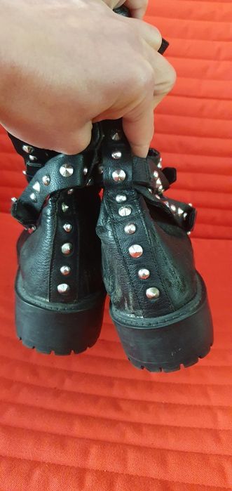 Ghete piele naturala cu tinte Zara 37 festival rock goth