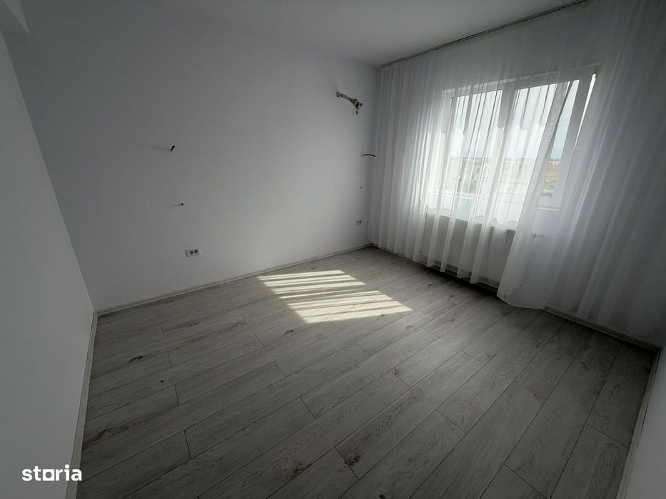 Ap. 3 Camere- Prima Inchiriere, Parcare Inclusa, Centrala Proprie