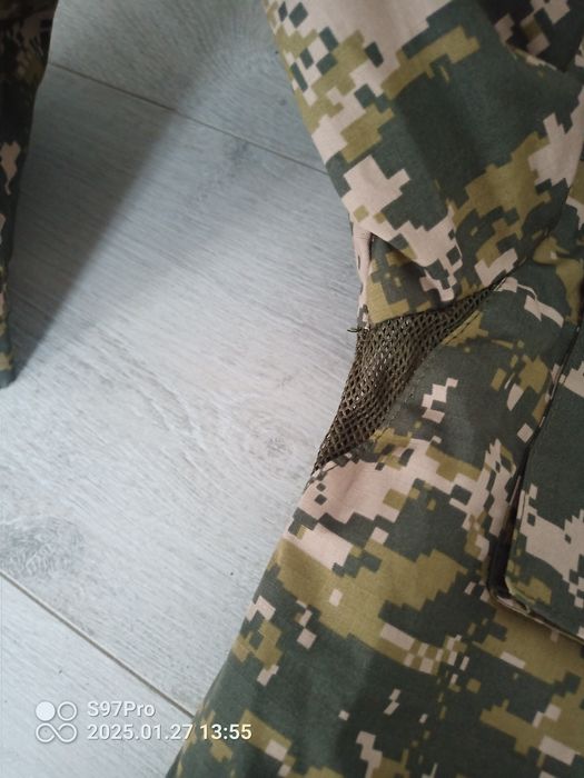 Костюм комуфлированный