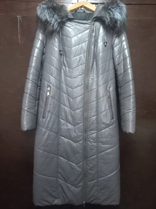 Плащ зимний, мех натуральный