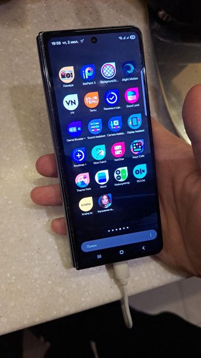 Samsung Z fold 4