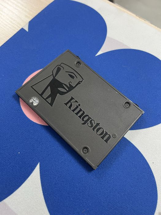 SSD 240gb Kingston продам