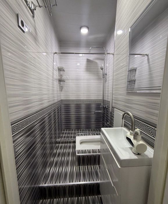 Yunsobod 19 kv Xon saroy navostroyka 2/11/11/50 kv mebel tex bn qoladi