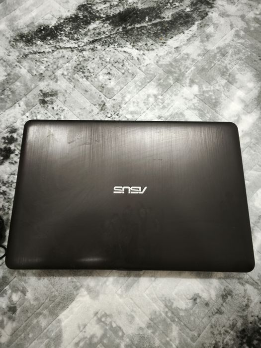 Laptop Asus 4GB RAM