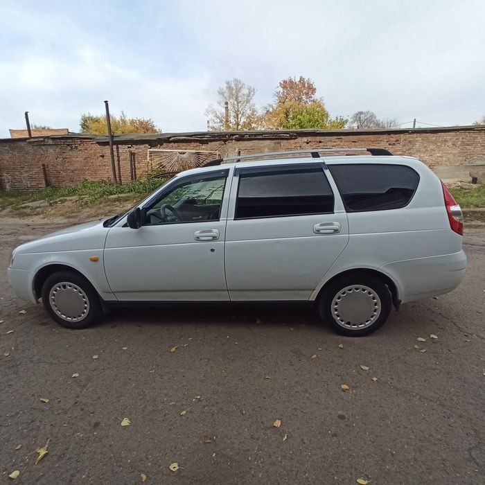 Продам ладу приора 2 универсал 2014г.