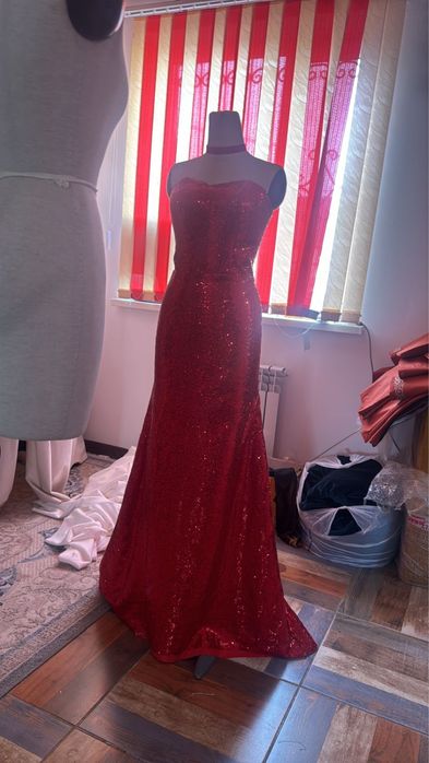 Трио платье продам новый