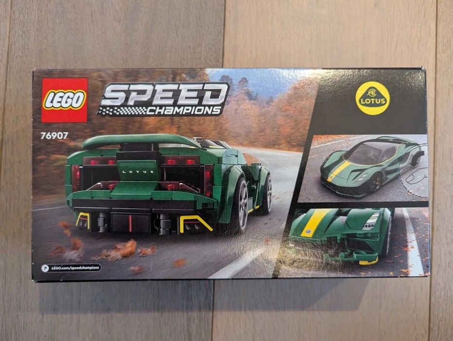 Няколко LEGO Speed Champions