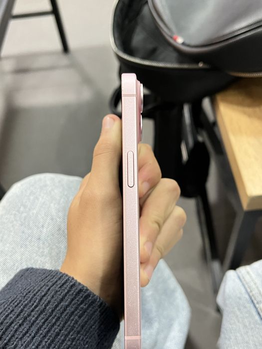 Iphone 15 базовый 256гб