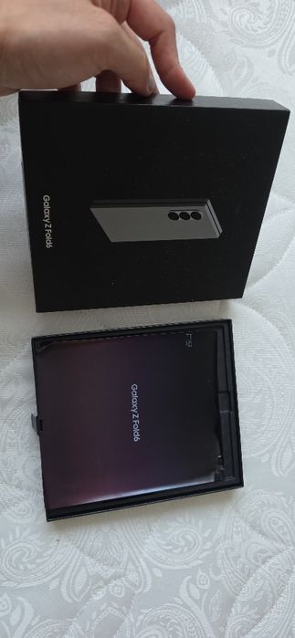Срочно продам z fold 6 512gb Samsung