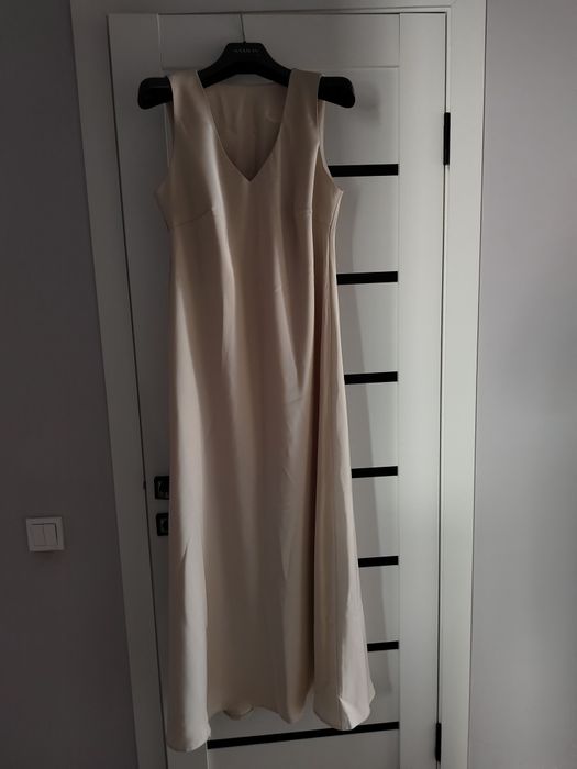 Нарядное платье женское