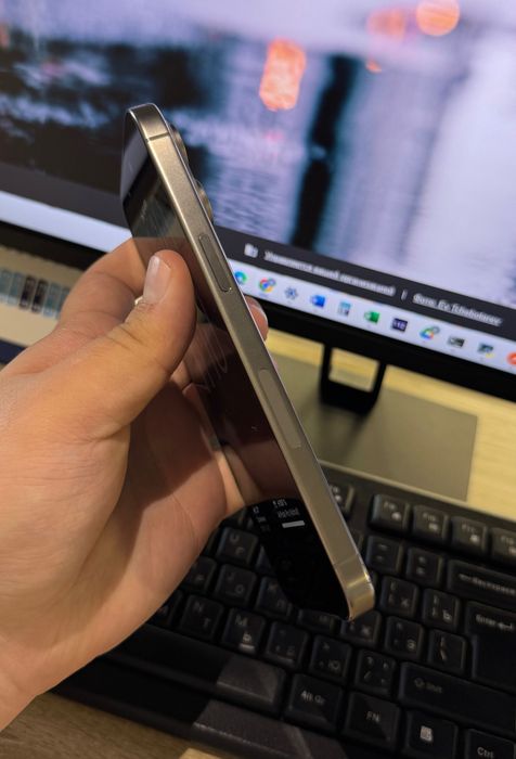 iPhone 15 Pro Max 1TB, Natural Titanium, LL/A, 2 eSIM