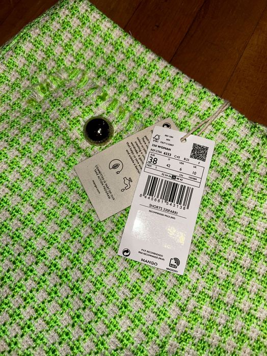 Къси панталони букле