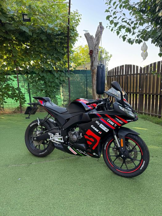 Aprilia RS 125 Replica 2024 – 14.000 km – Garanție încă 1 an