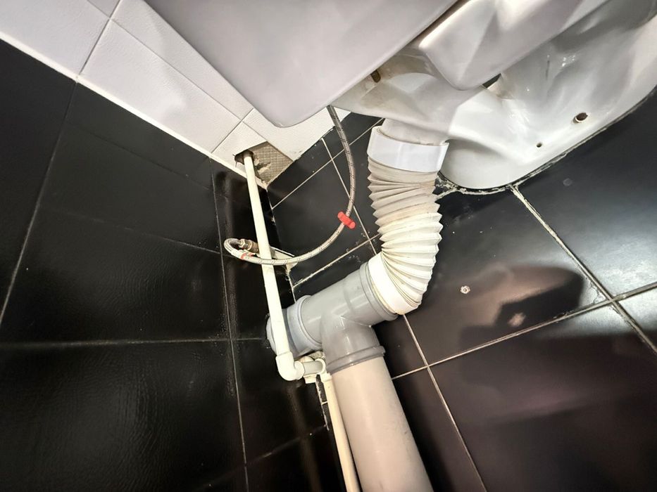 Продам унитаз в хорошем состоянии