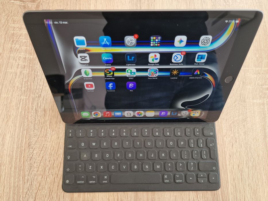 Vând iPad gen 9 A2604