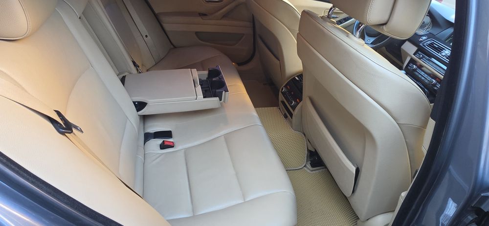 BMW Seria 5 F10 535d Xdrive/ M Pachet/ 4 Butoane