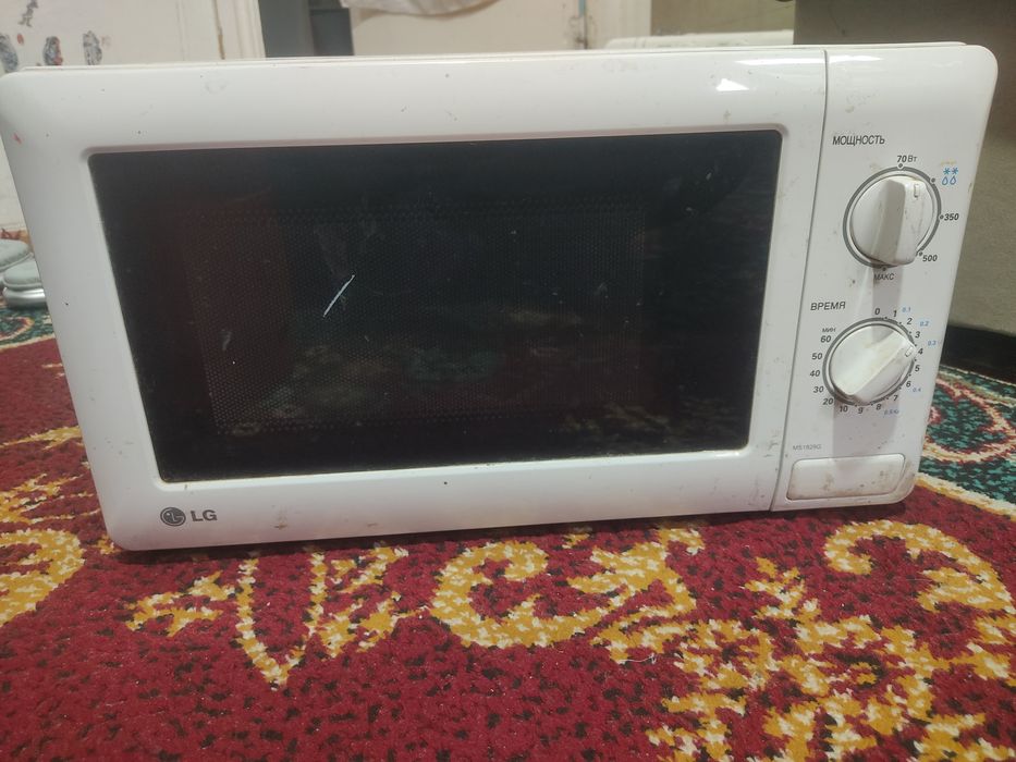 Микроволновка срочно сотилади холати яхши