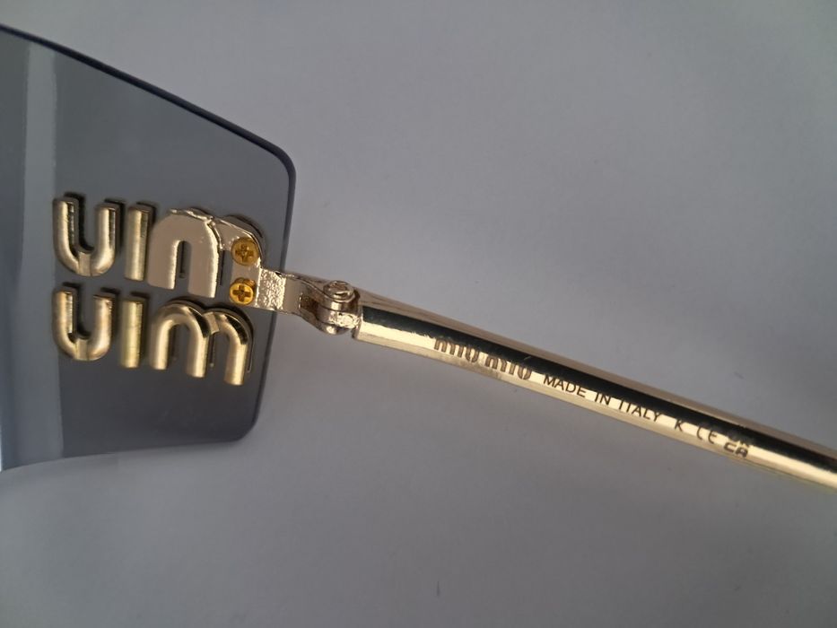 Ochelari Miu Miu noi