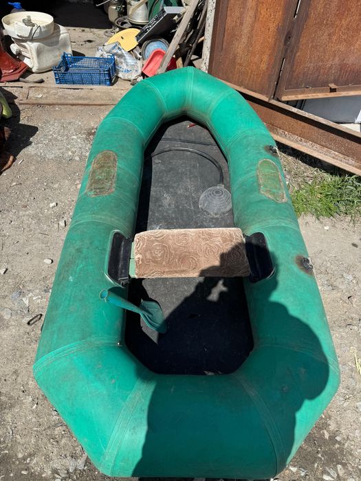 Продам лодку одноместная