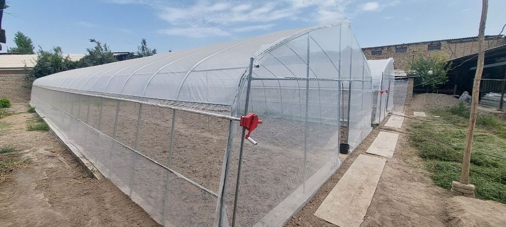 Issiqxona materiallari sotiladi