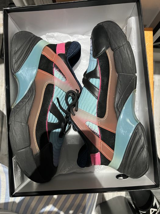 Оригинални снимърси Naked Wolfe и Pinko