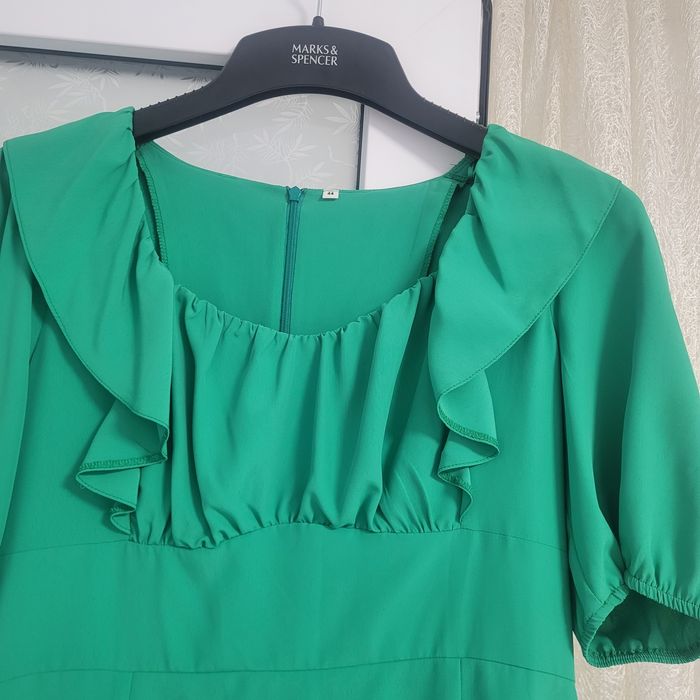 Rochita noua marime 42-44