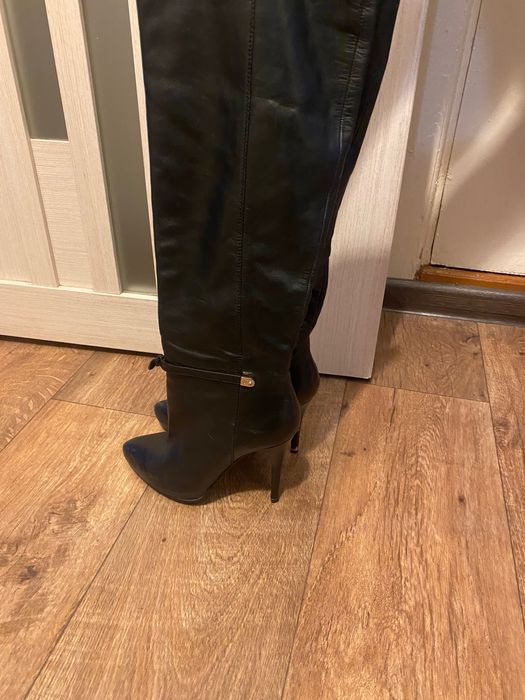 Продам женские сапоги