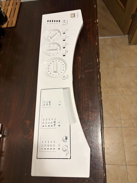 Пералня със сушилня Аристон-CAWD129 за вграждане на части