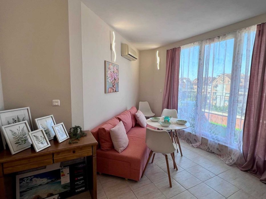 Продава се Двустаен апартамент в к.к. Слънчев бряг - 45 кв.м за 1323 €/кв.м - Снимка #2