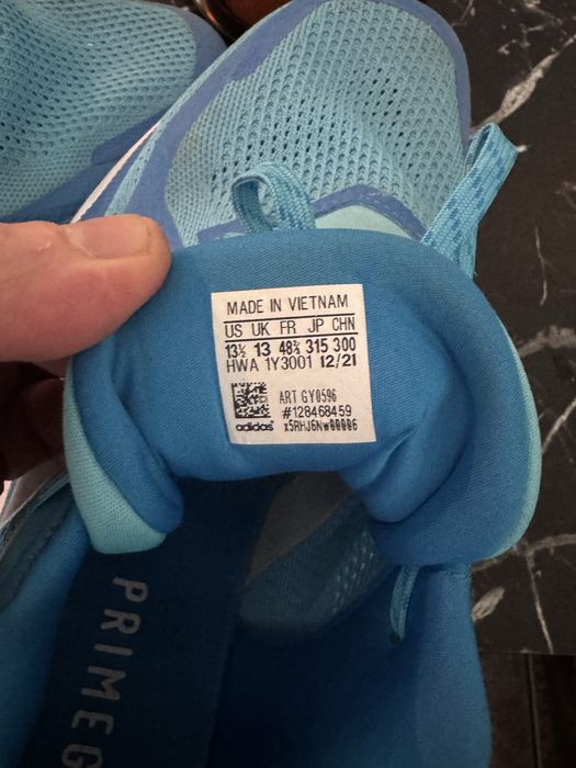 Маратонки Adidas