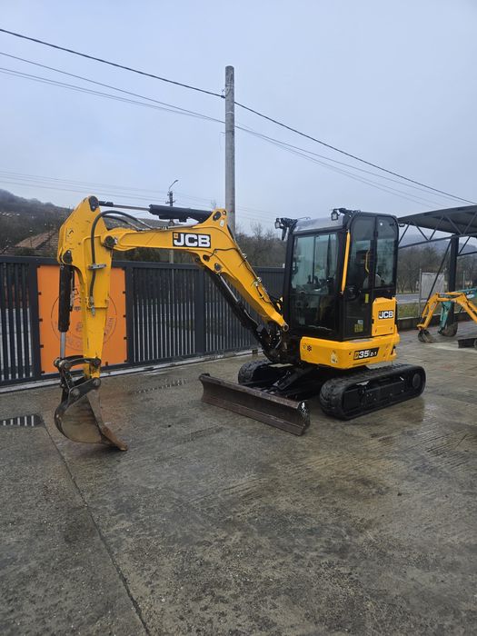 Miniexcavator jcb 35 Z an 2022