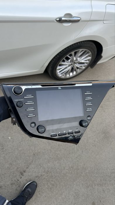 Магнитола jbl камри 70