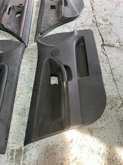 Дверные карты bmw e36 sedan