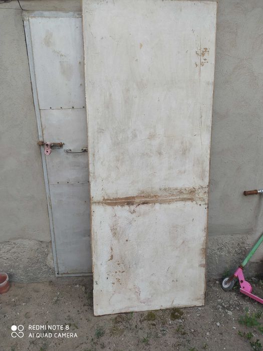 продам деревяные двери, б/у