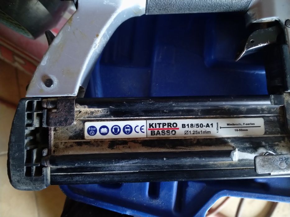 pistol de cuie pneumatic Basso Kitpro B18/50-A1.