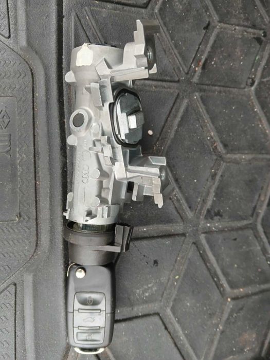 Контактен ключ комплект за Фолксваген  Туран, Джета