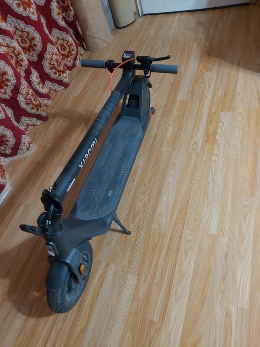 Триколка неразличими от нова