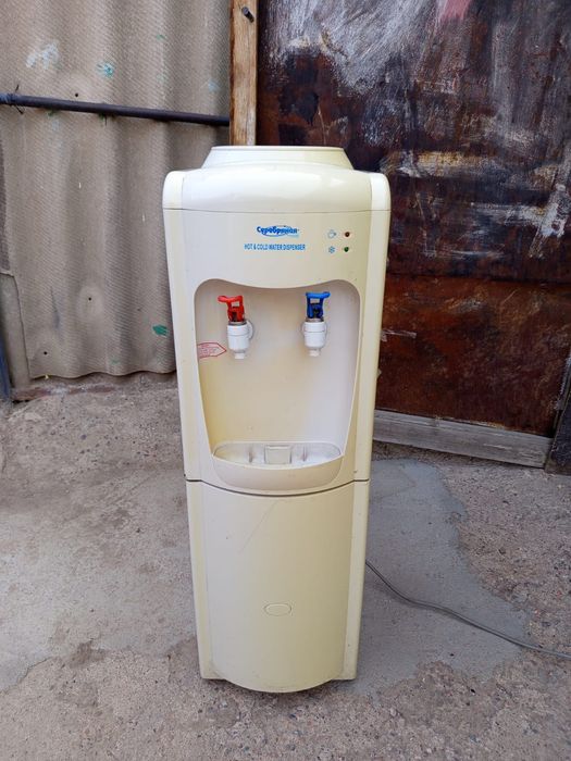 Диспенсер для воды