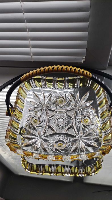 Купа/бонбониера от кристално стъкло