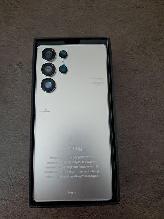Vand telefon nou s 25