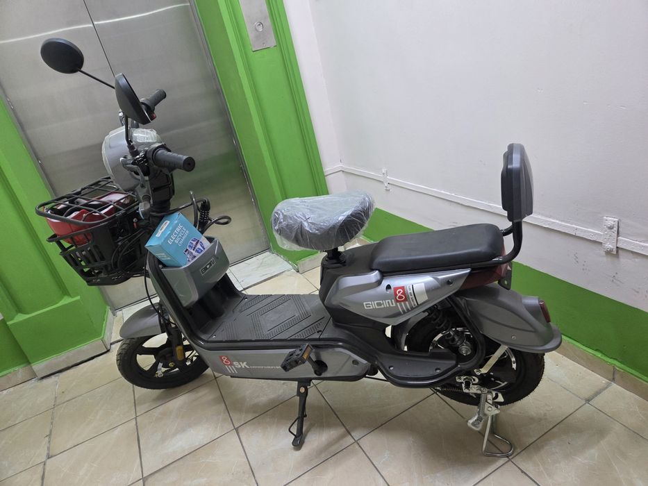 Скутер электро Велик