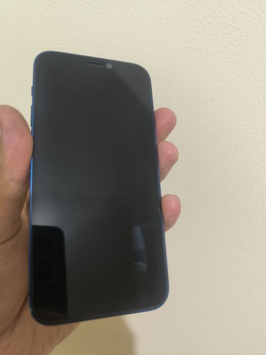 Iphone 12 mini  sotiladi.