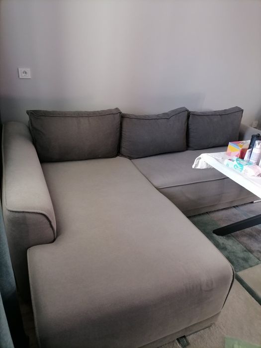 Разтегателен диван