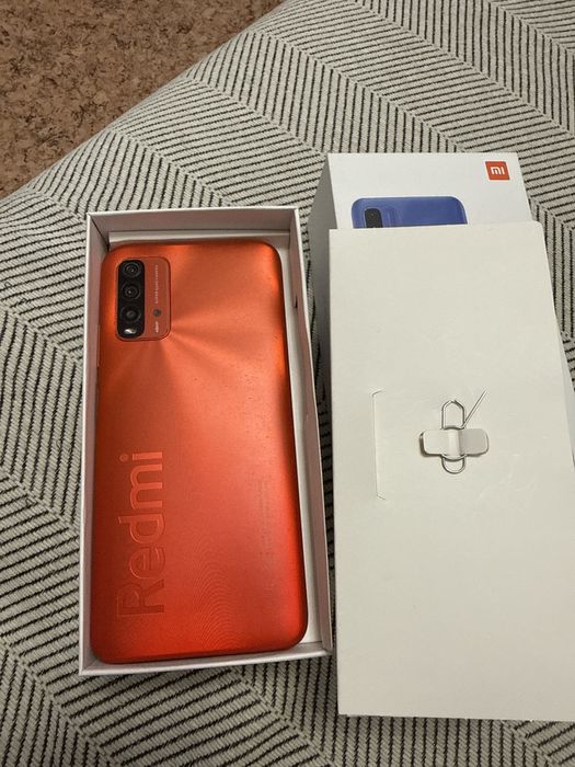 Смартфон Redmi 9T,4GB RAM 64GB ROM,6000mAh