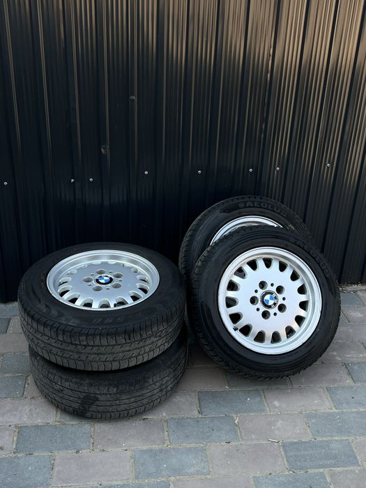 Vand roti complete BMW e36 originale pe 15!