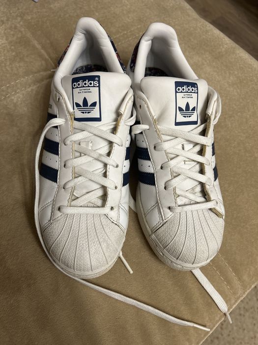 Adidas кроссовки оригинал 36,5 -37 размер