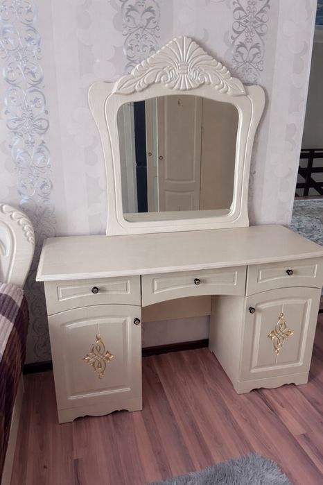 Спальная гарнитура